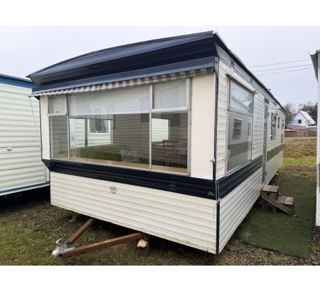 Stacaravan Blue White